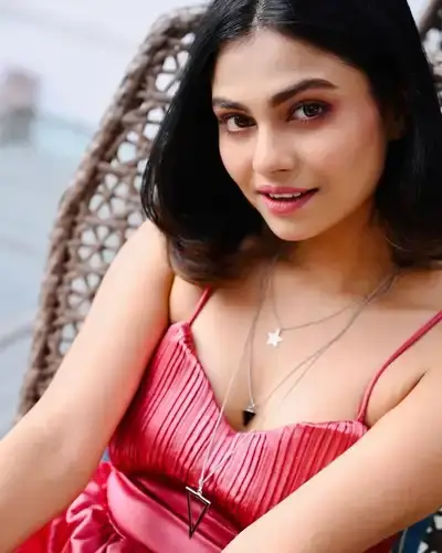 Call Girls Service in Chhuikhadan