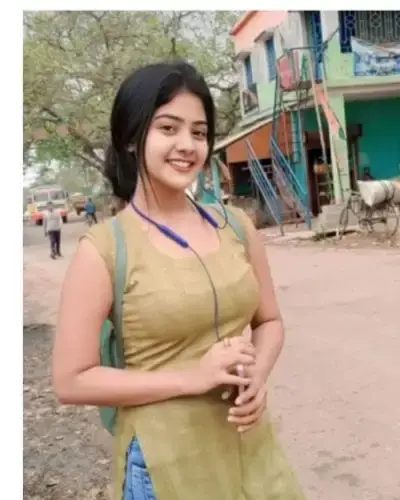 Chhuikhadan Escort Service