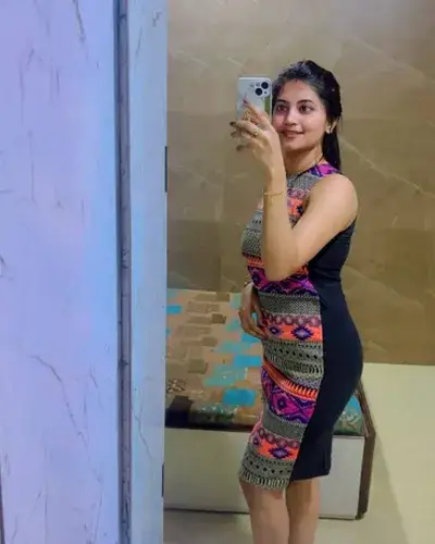 Escort Chhuikhadan